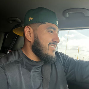 Meet your Posher, Luis